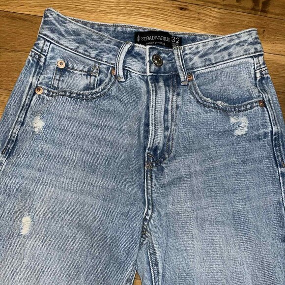 Stradivarius 90's Light Blue Distressed Denim - Ripped Knees Jeans - Size 0 - Picture 3 of 7